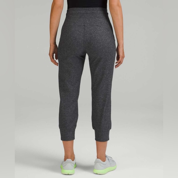 Lululemon Ready to Rulu High-Rise Cropped Jogger - Picture 2 of 5